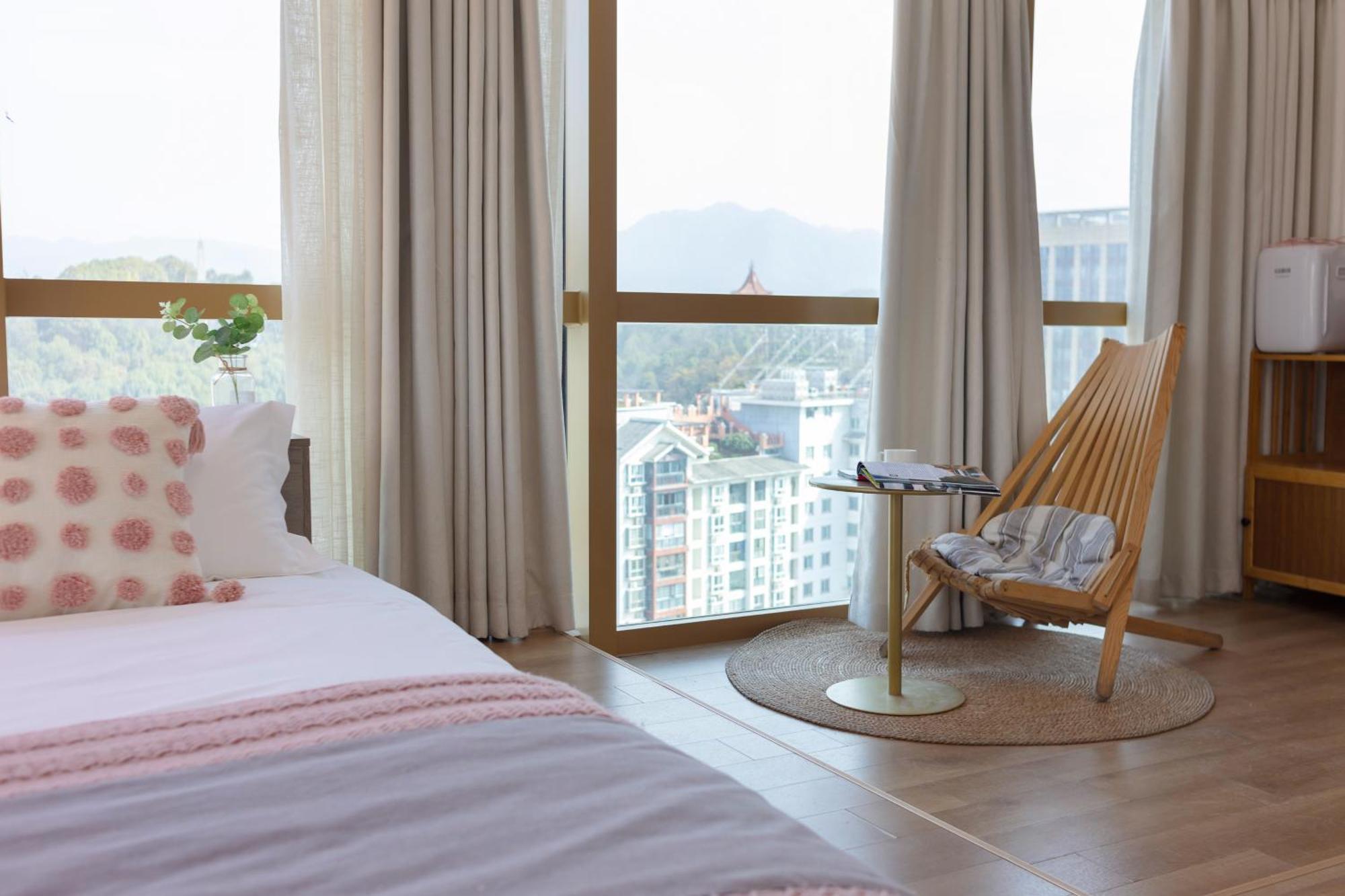 Midsummer Homestay 장가계 외부 사진